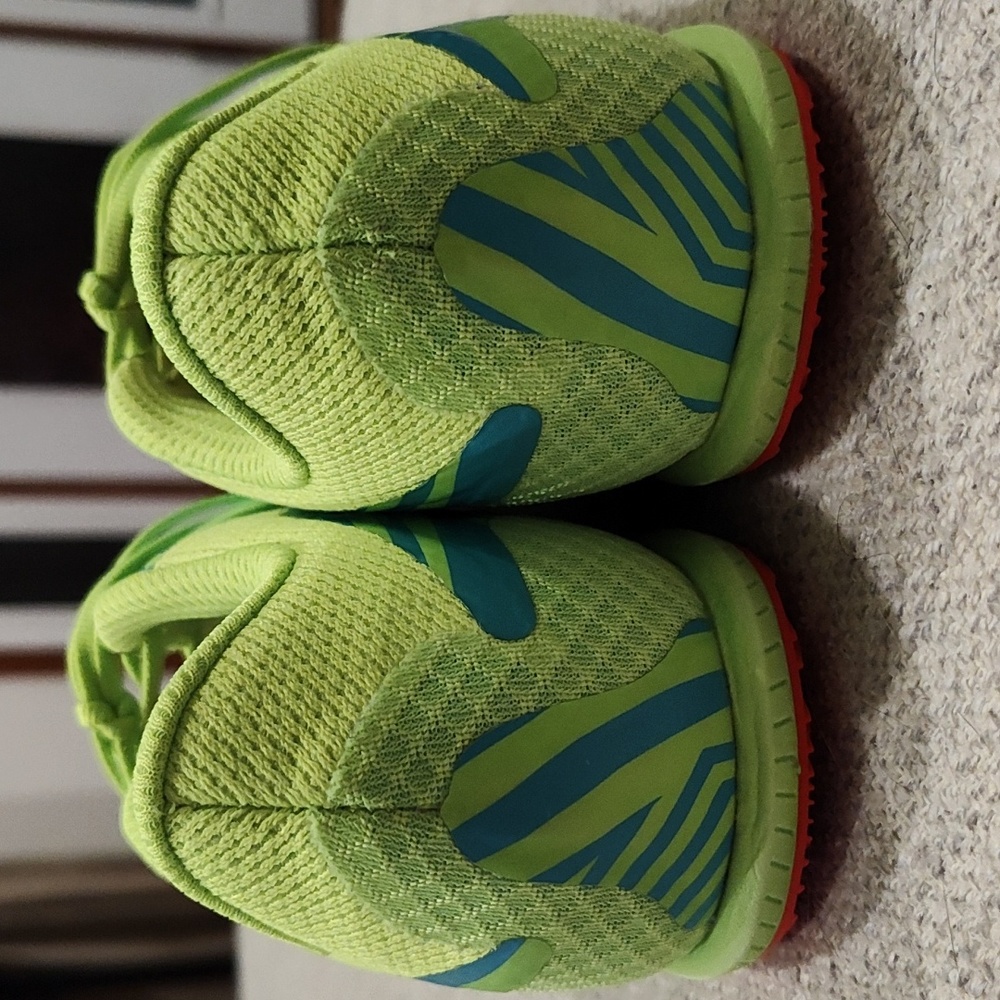 New Balance Racing Shoes Size 9 - Picture 7 of 9